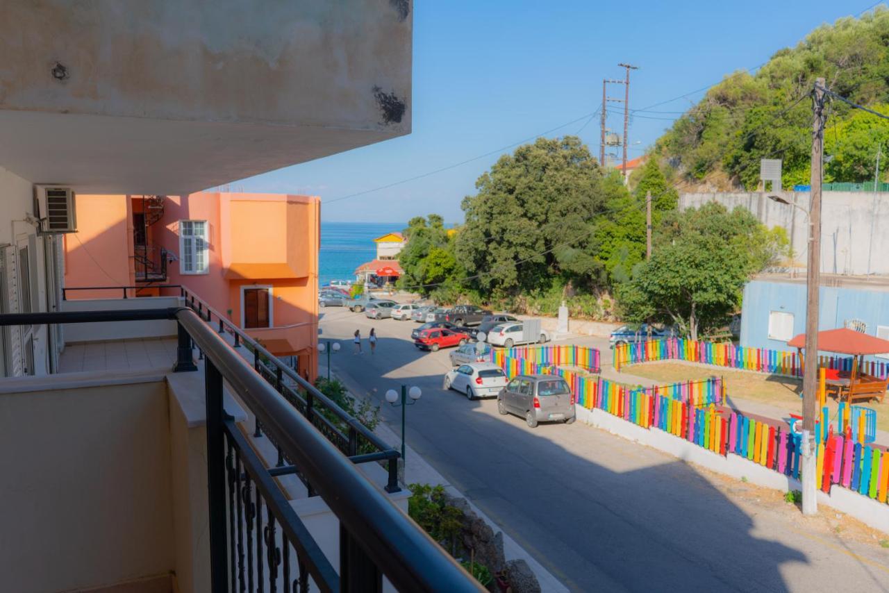 Valsamis Villa Apartments Poros  Exterior foto